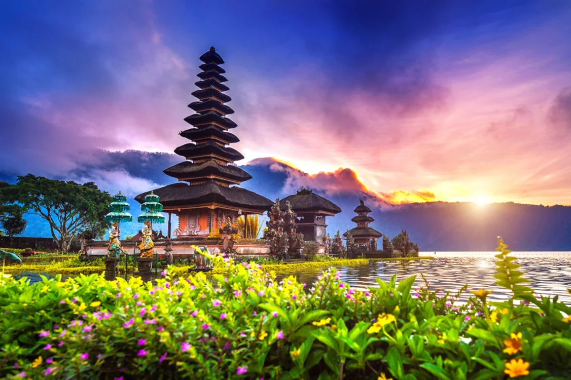Indonesia Travel Tips: Guide for First-Timers
