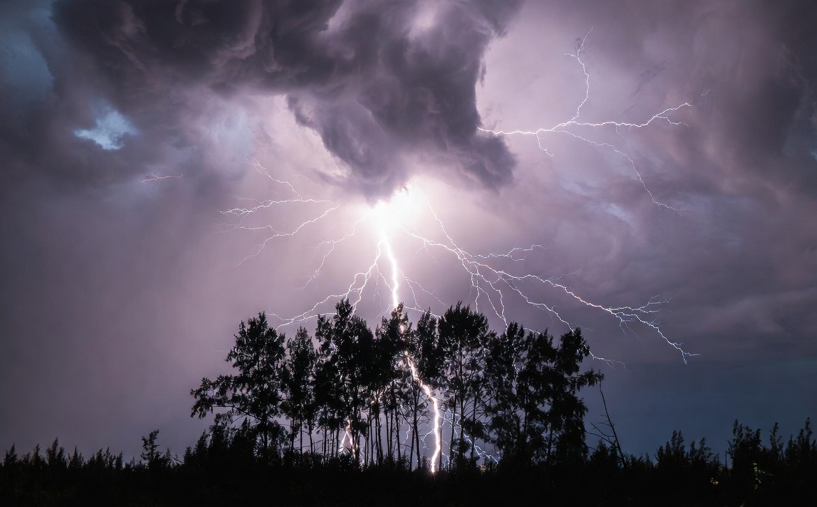 Lightning Crouch 5