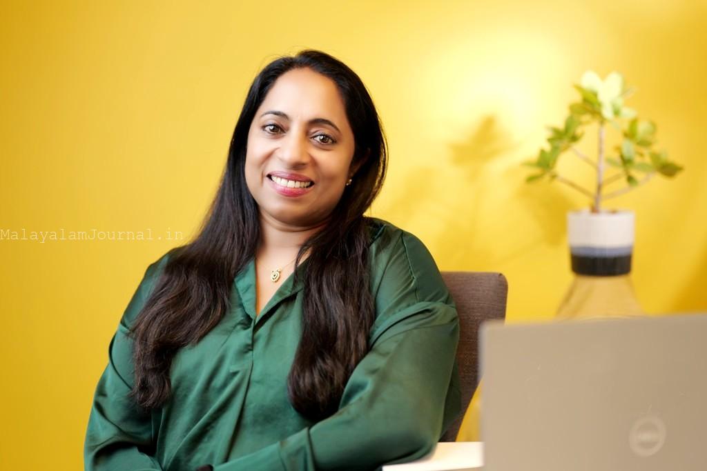റെയ്മോൾ നിധിരി: പ്രചോദനത്തിന്റെ അപൂർവ്വ വ്യക്തിത്വം